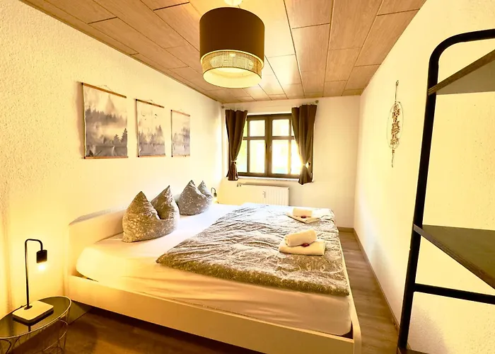 Ferienwohnung Nahe Schloss Kuckuckstein,Infrarotsauna, Hunde